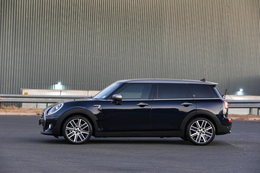  Mini Cooper Clubman (F54) 2019 года  (ZA) (фото 4 из 24)